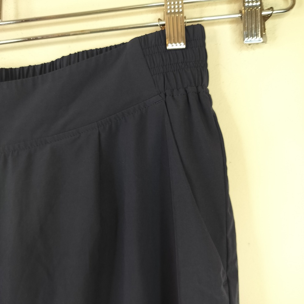 Quince Performance Tech Wide Leg Crop Pant Large Womens Athletic Black Woven - Picture 6 of 10